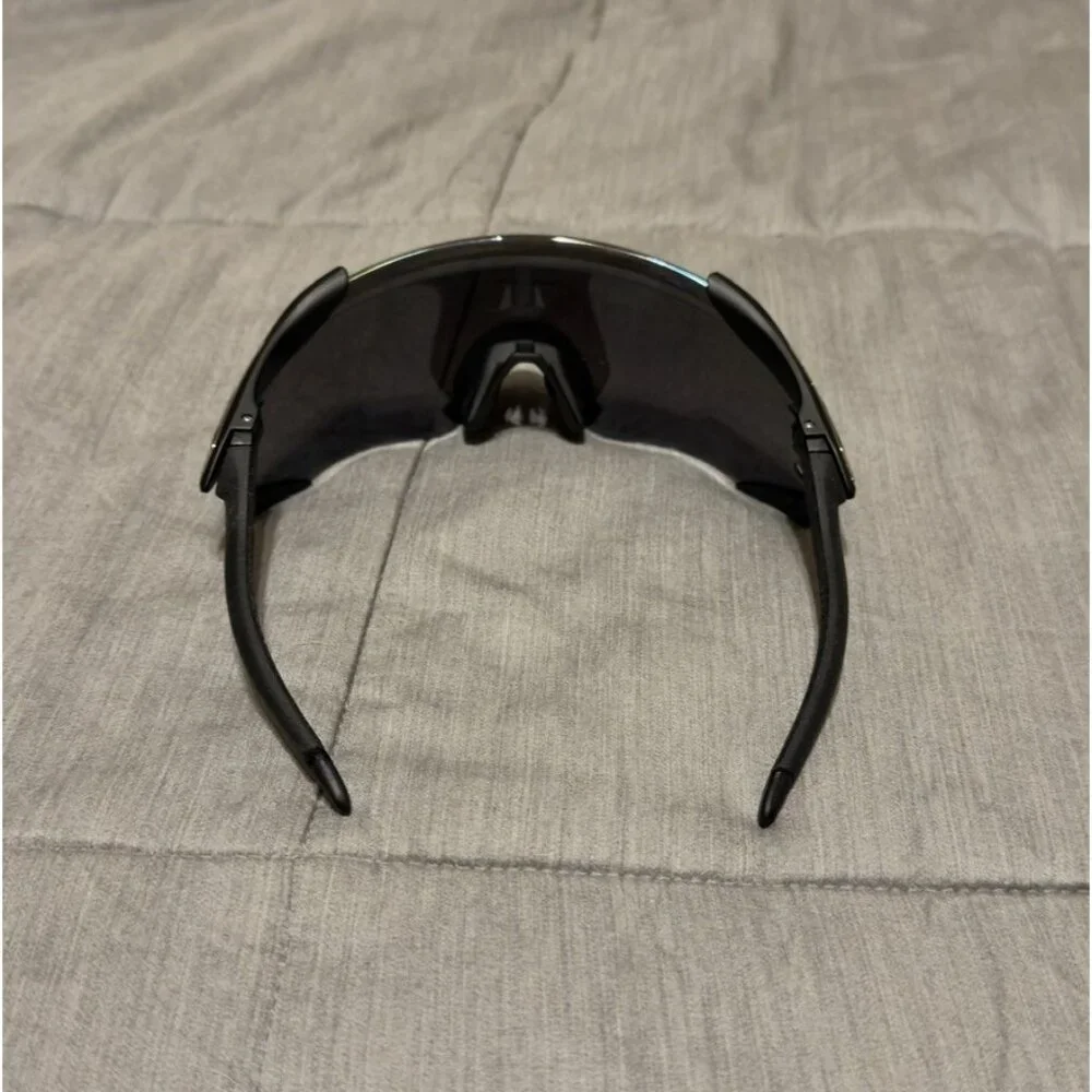 Oakley Velo Kato Men’s Sunglasses Matte Black Frame / PRIZM Blue / Green Lens